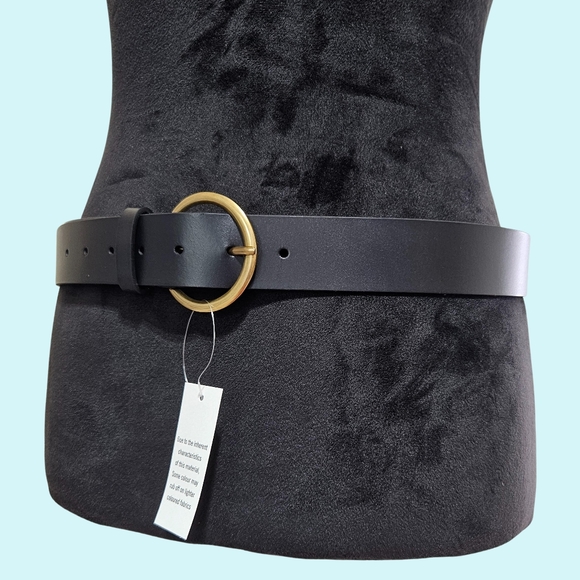 Frye Belt Black Gold Tone Women\'s Flat Leather Belt Bohemian Boho Western Logo